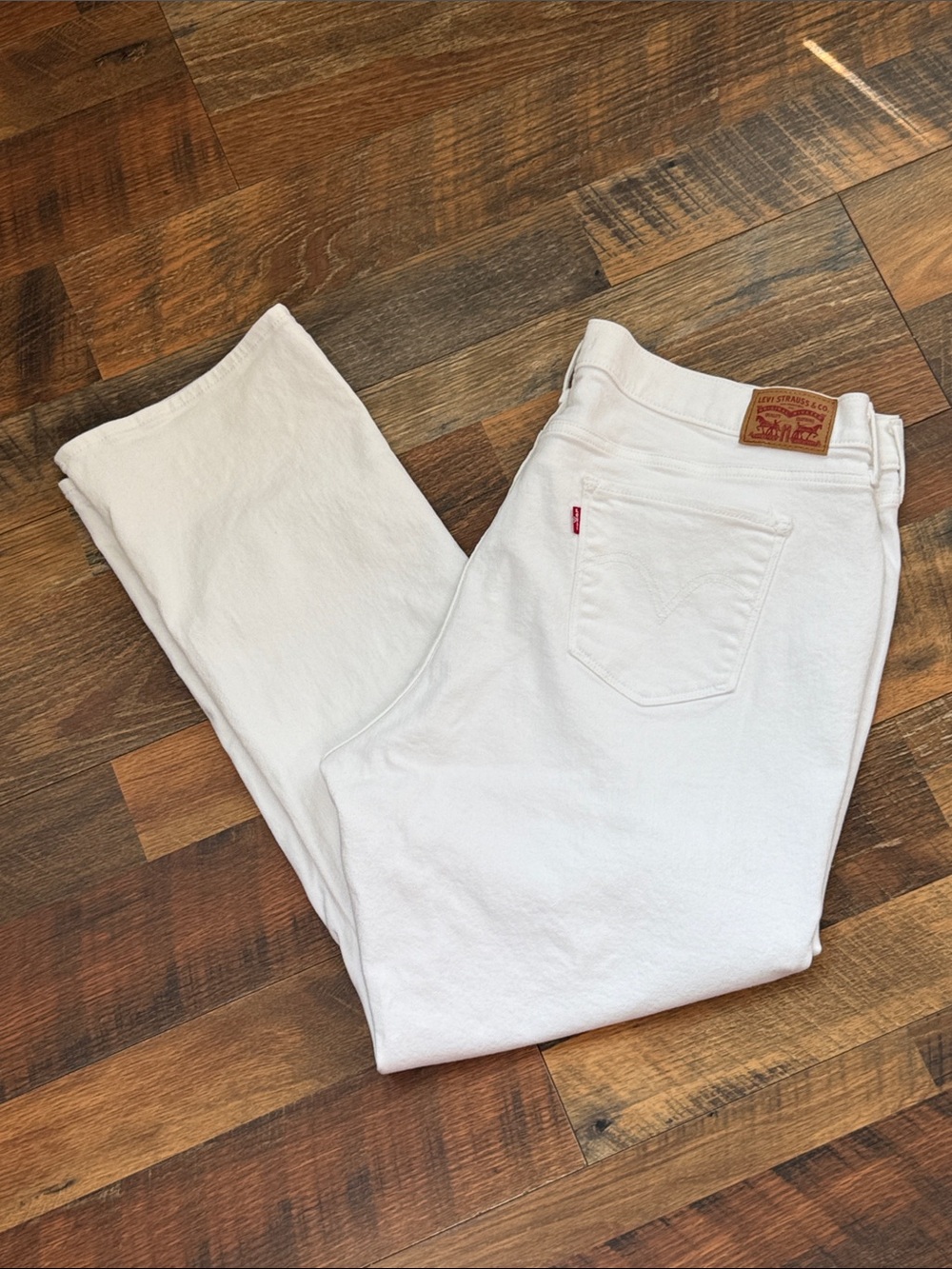 Levi’s Classic Straight White Jeans Women’s Plus Size 18W Stretch Denim
